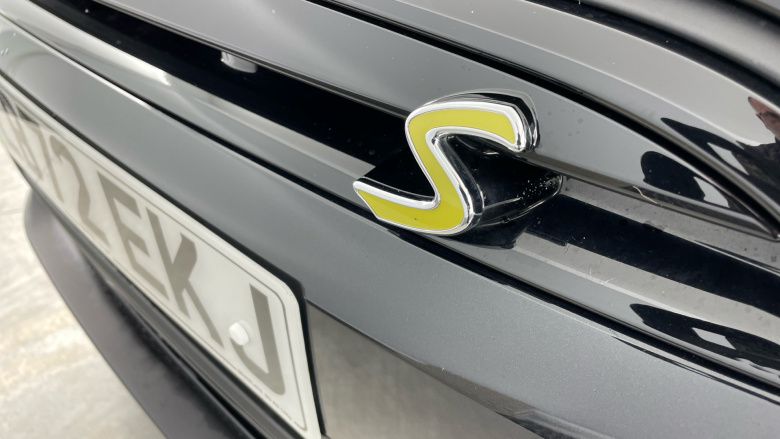 MINI Hatchback 1.5 Cooper Exclusive II 5dr Auto Petrol Hatchback